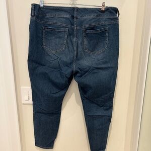 Torrid Jean Capri size 20